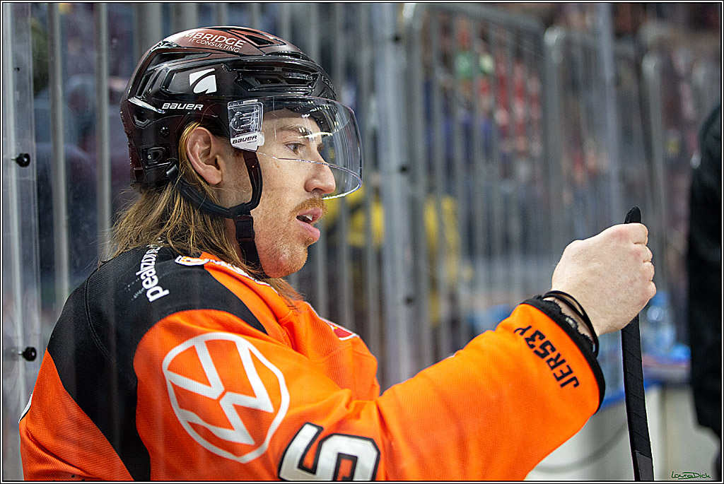 PENNY DEL; Koelner Haie- Fishtown Pinguins Bremerhaven; Koeln, 25.11.2021